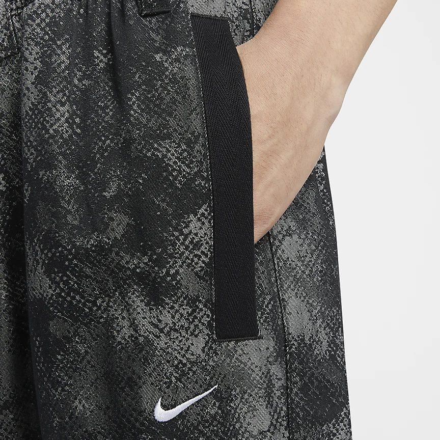Nike Повседневные брюки мужские черные умеренные прямого кроя FZ0649-010