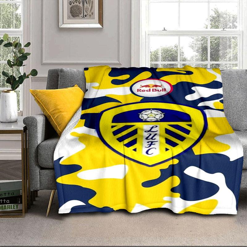 Leeds United Crest Pattern Portable Blanket/Soft Blanket Bedding Blanket Suitable for Travel Camping Living Rooms Offices Sofas Fan Gifts