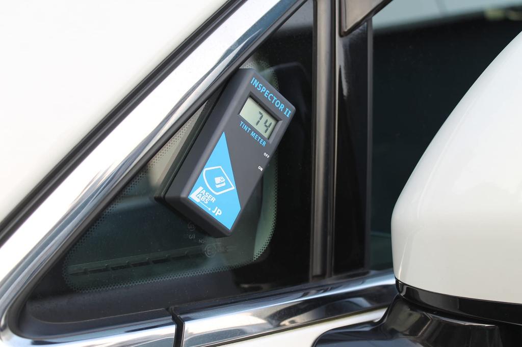 Прибор для измерения светопропускания видимого света Laser Labs Tint Meter Inspector TM2000JP []