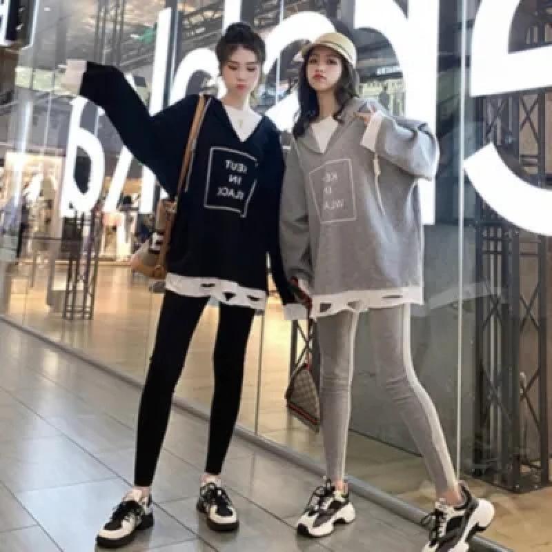 Женский осенний рваный худи с капюшоном и утягивающие леггинсы, комплект из двух предметов