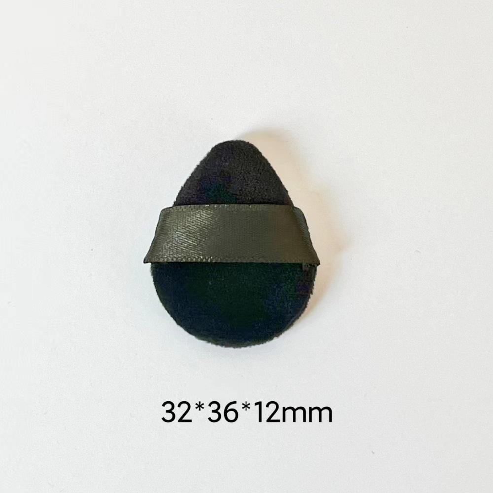 Mini Matte Blush & Highlighter Flocking Puff - супермягкий аппликатор для рассыпчатой пудры