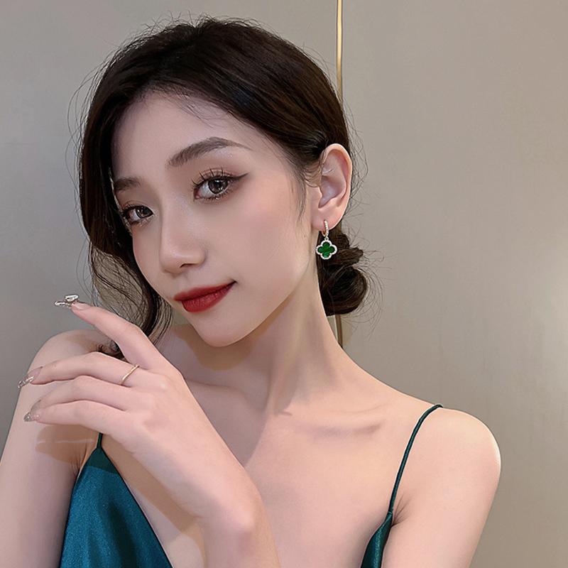 Великолепные акриловые серьги-четырехлистники Элегантная мода Универсальные Простые Темпераментные серьги Женские серьги AVE