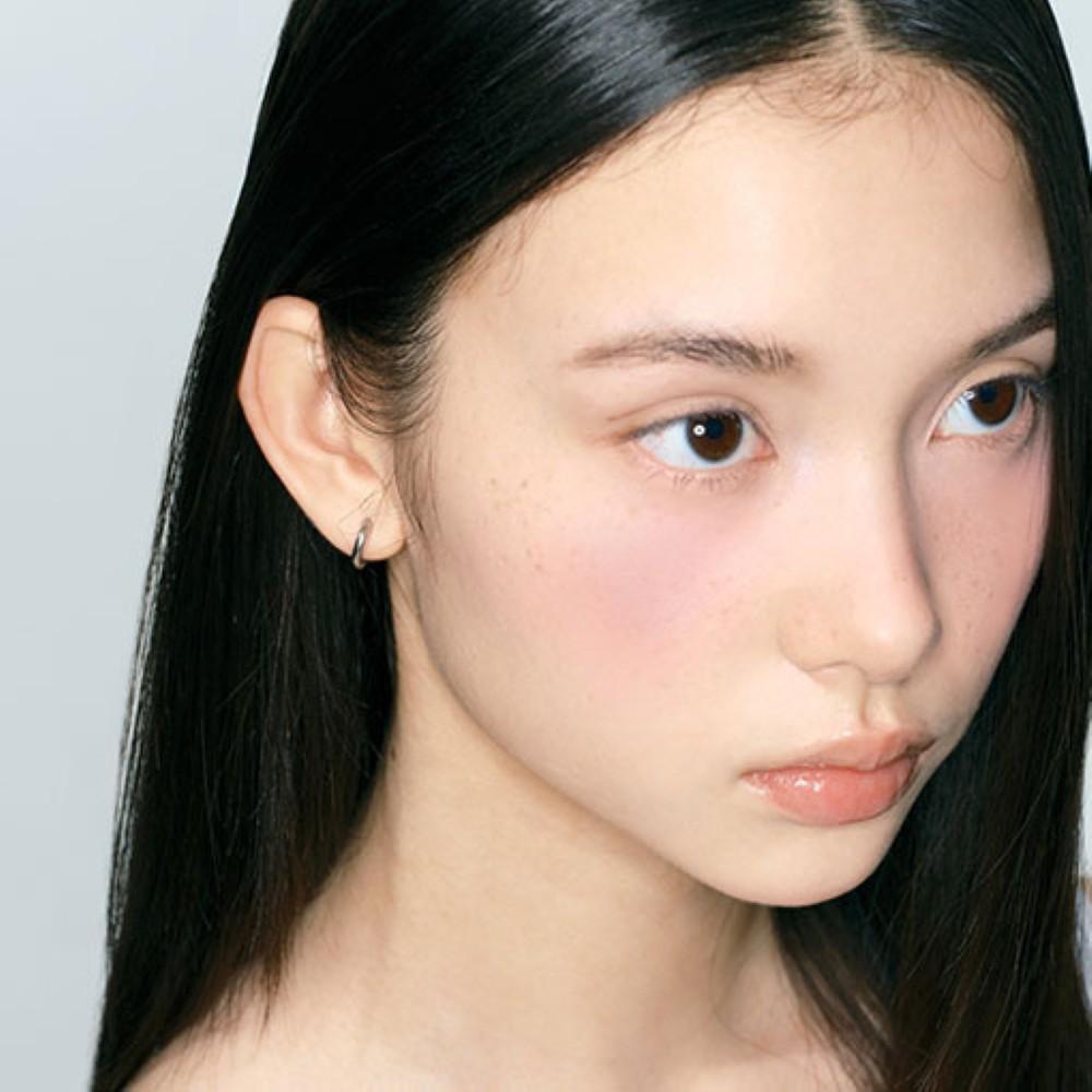 Naming . Пушистые румяна-пудра 3,2 г