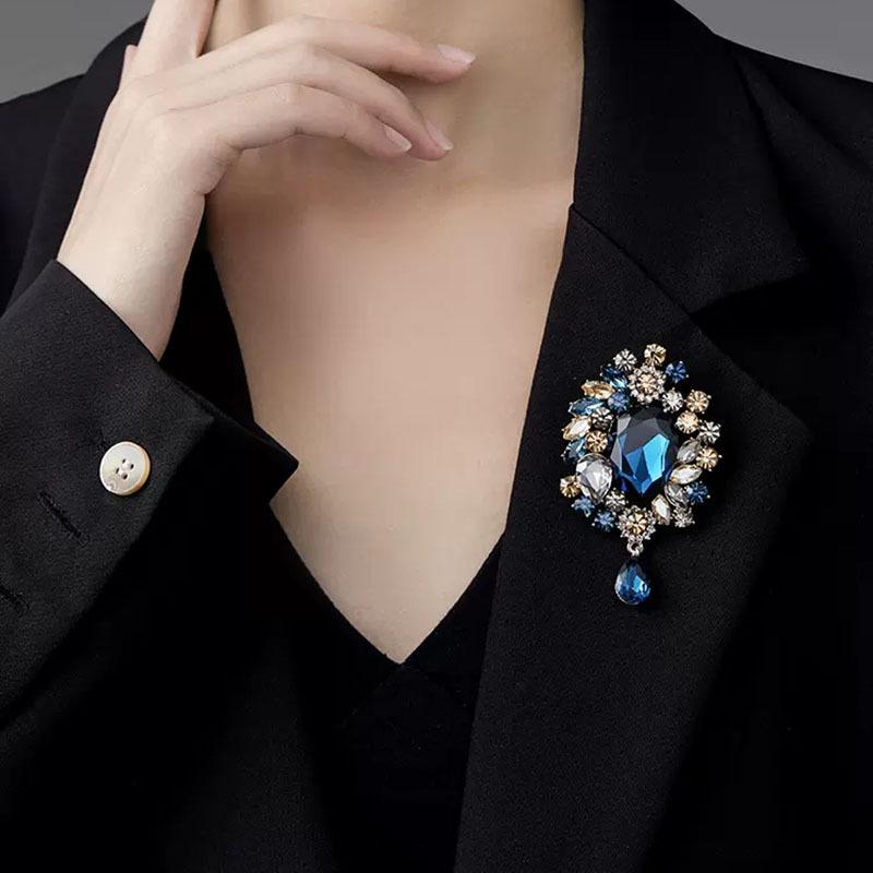 Высококлассная ретро брошь-кристалл в виде цветка: Универсальный, Модный и Изысканный Женский Аксессуар.