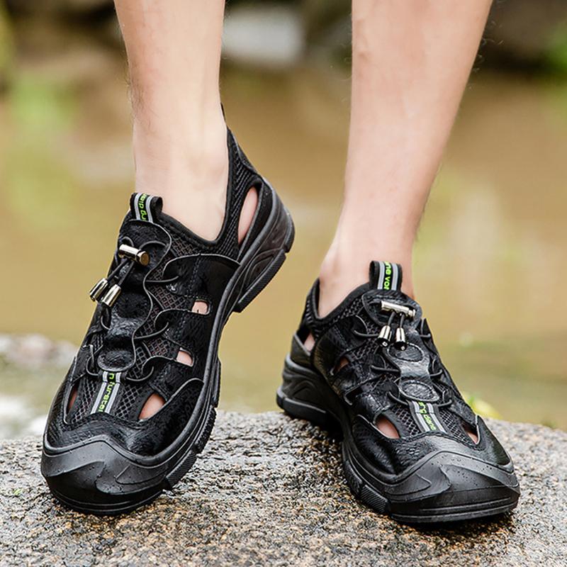 Модные новые мужские сандалии, летние дышащие сетчатые сандалии, мужские повседневные легкие пляжные сандалии ручной работы, мужская обувь для пешего туризма, нескользящая