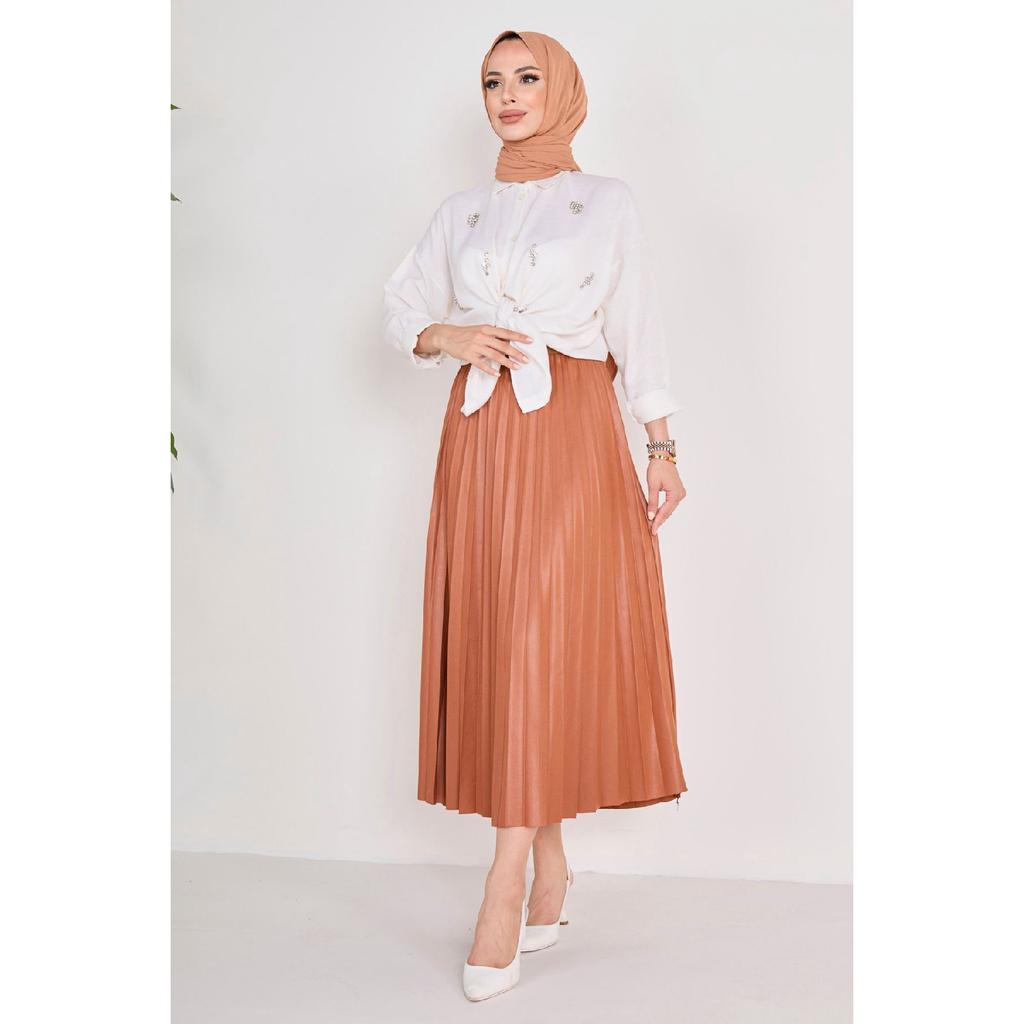 Однотонная женская черная плиссированная юбка среднего размера — 23036