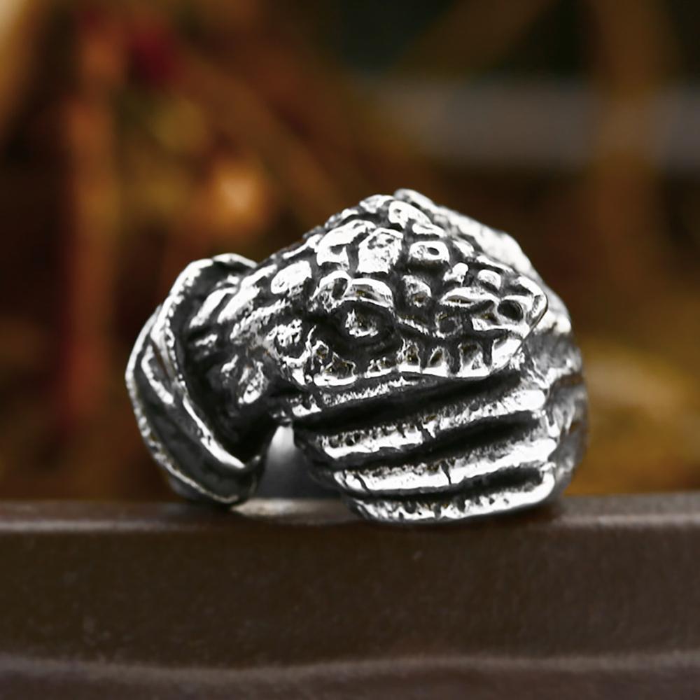 Gothic Vintage Stainless Steel Snake Ring for Men Cool Biker Hand Bones Rings Unique Creative Fashion Jewelry Gift Dropshipping