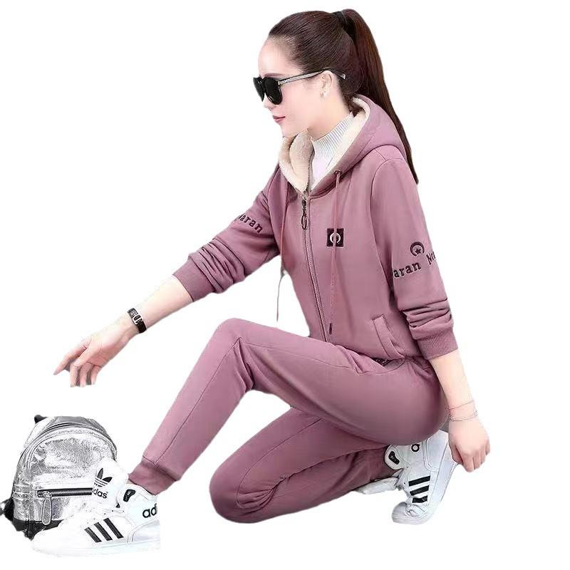 Женский плюшевый и плотный модный костюм: Свободный худи, повседневный костюм-двойка для осени/зимы 2024