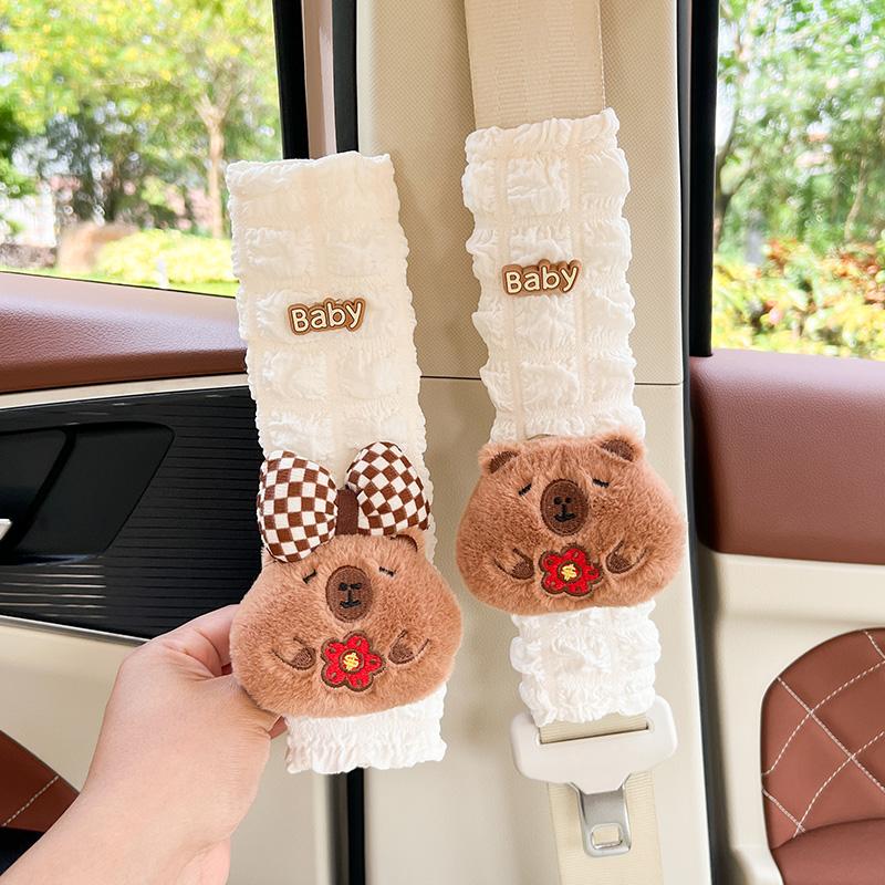 Новый милый мультяшный чехол на ремень безопасности для автомобиля капибара, всесезонный универсальный пуховый материал, автомобильная безопасность, накладка на плечо, украшение для автомобиля