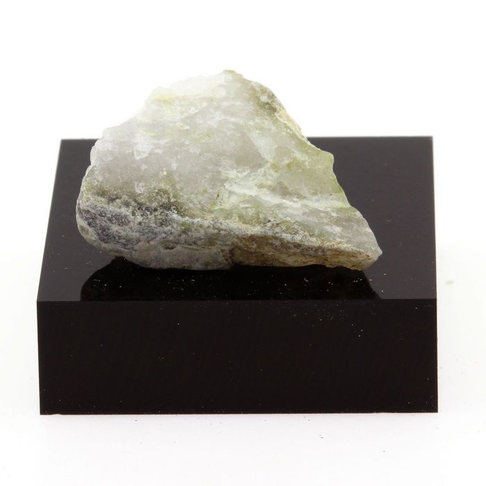 Porcelanite 24.0 carats