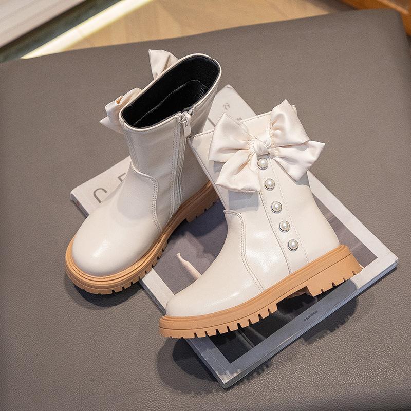 Маленькие кожаные ботинки весна-осень новые модные универсальные короткие ботинки на молнии для девочек с мягкой подошвой
