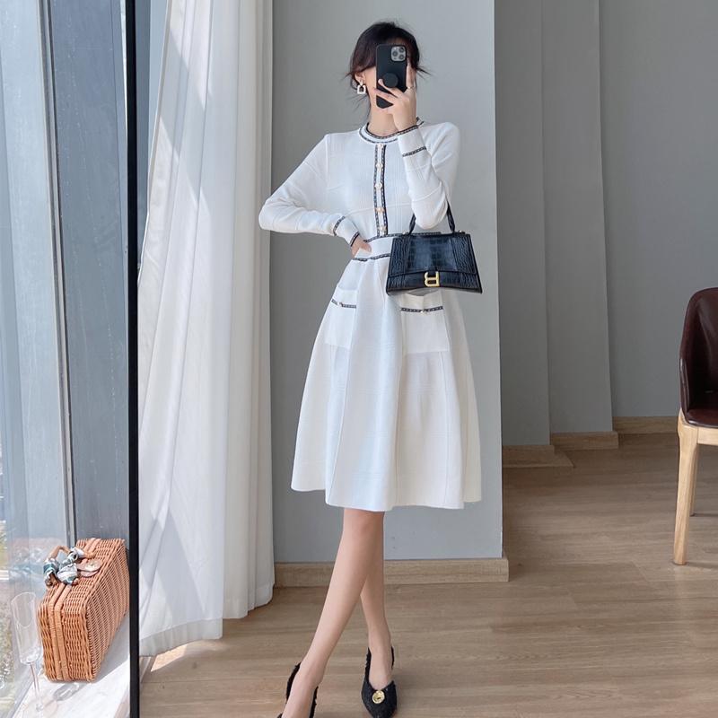 Korean Chic Autumn Winter Women A-Line Dress O Neck White Black Knitting Bodycon Dress Elegant Office Lady Knit Feminine Dress