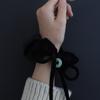 APIOH VELVET RIBBON SCRUNCHY