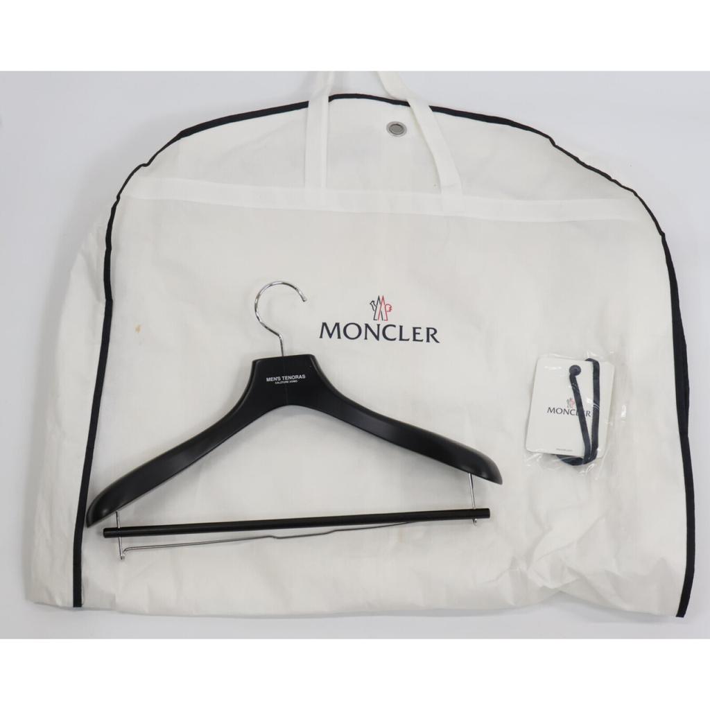 Moncler MONTCLA GIUBBOTTO Толстовка с вышитой линией логотипа внутри пуховик 0 черныйБ/у