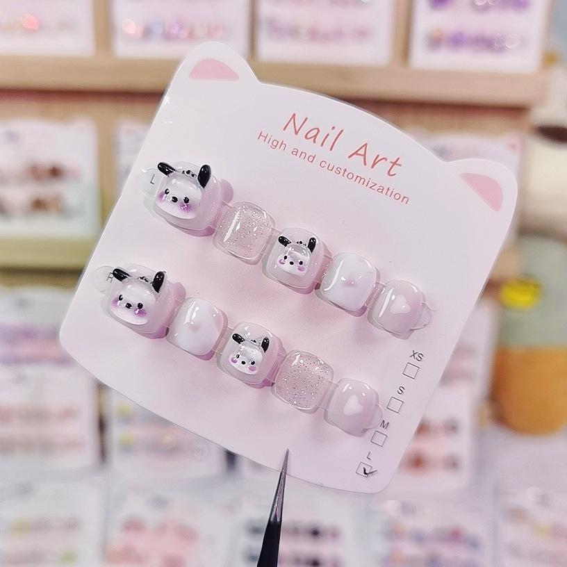 Носимые наклейки для ногтей Sanrio Cinnamoroll для девочек 3-12 лет: Милые, Многоразовые, Ручной работы, Мультяшные Дизайны.