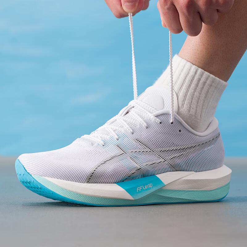 ASICS Unisex Essential Lifestyle Running Shoes