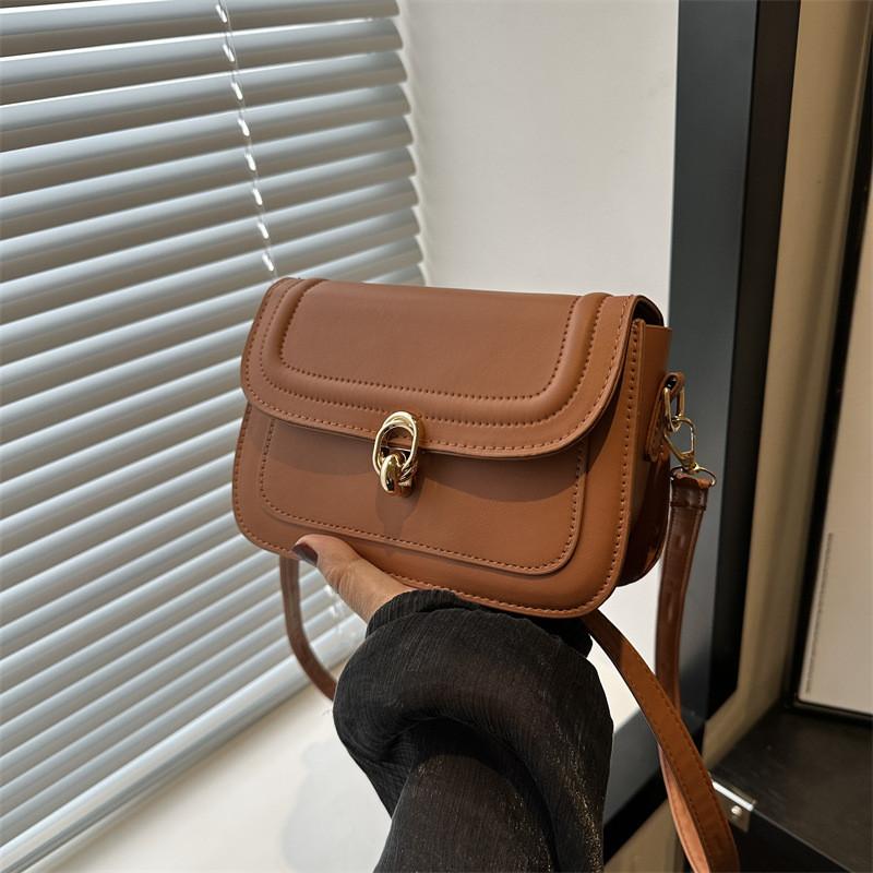 Шикарная сумка кроссбоди из искусственной кожи для женщин с модным дизайном и стильными цветовыми вариантами