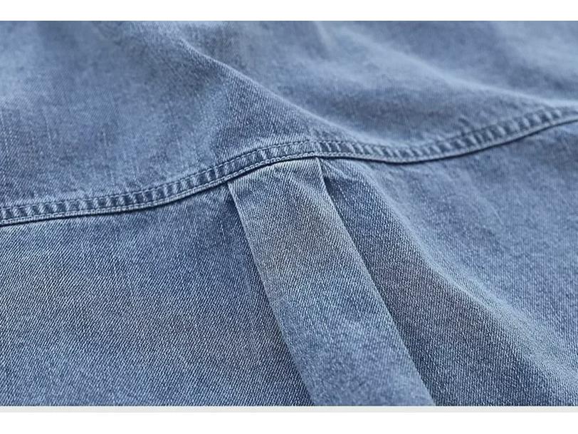 Весна 2024 года, джинсовая куртка средней длины свободного кроя с однобортной застежкой на пуговицы