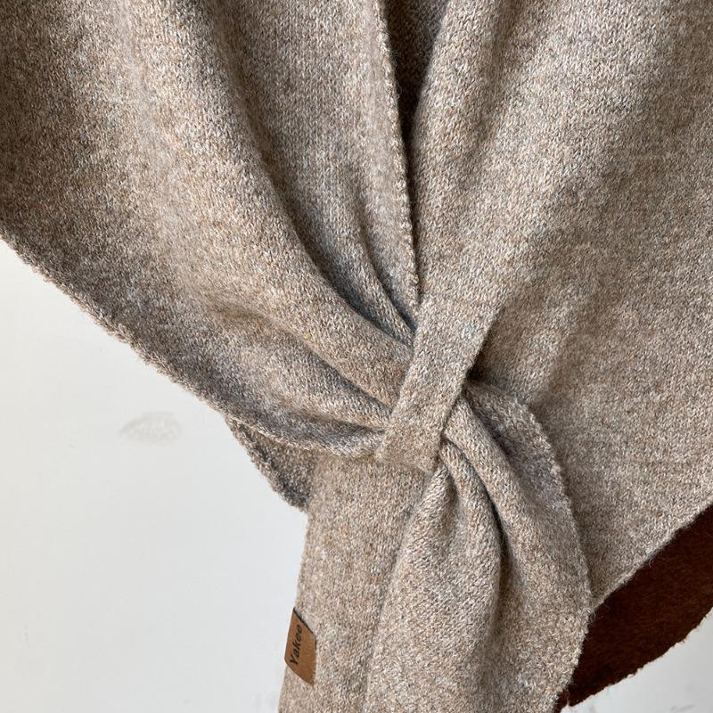 Lazy Elegant Celebrity Shawl Knitted Triangular Scarf Women's Autumn and Winter Neck Protection Warm Scarf Solid Color Shawl Air-conditioned Room