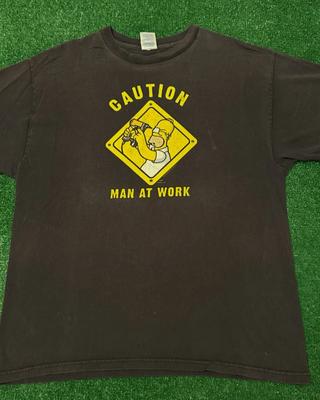 Винтажная рубашка The Simpsons Гомер Мужчина за работой Мультфильм VTG 90-е Y2K Мужская L 2000-е