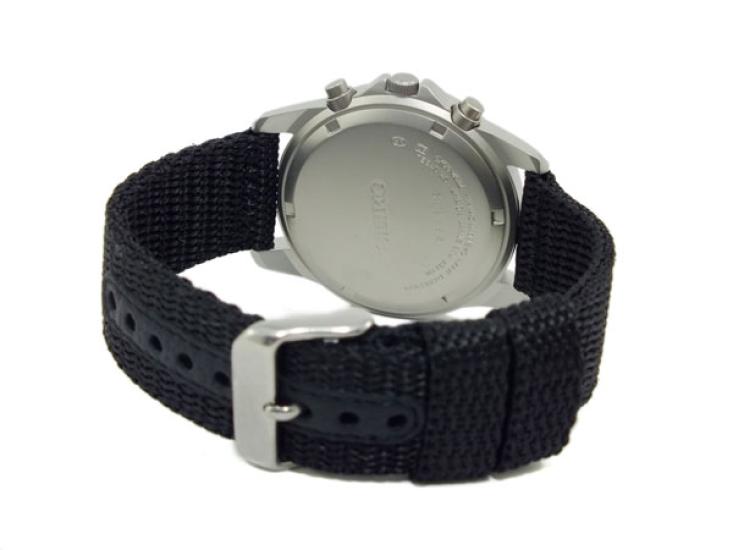 Seiko Мужские часы-хронограф SND399P, Тактический черный циферблат, Кварцевые, Точность 1/20 секунды, Нейлоновый ремешок в военном стиле, Водонепроницаемость 50 м, Оригинальные JDM