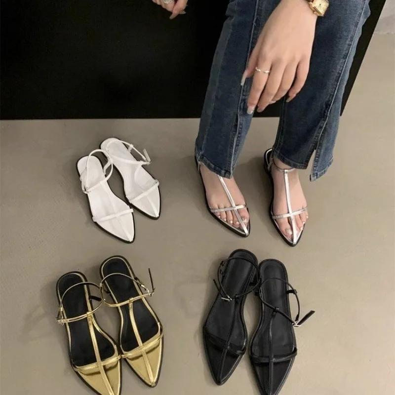 Женские туфли с перекрестным ремнем Черные босоножки Острые носки Zapatos De Mujer Плоские каблуки Женские сандалии с ремешком на щиколотке Женские сандалии с пряжкой