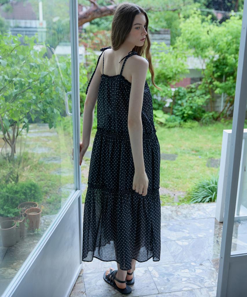 Opeundoeoseutyudio Small Print One-Piece Black