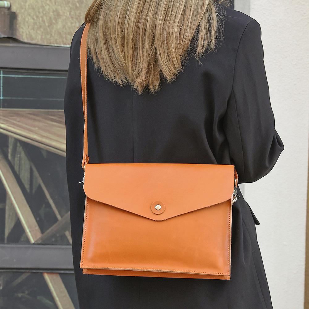 Women's Genuine Leather Flap Messenger Bag - Large Capacity, Vegetable Tanned, Single Shoulder Crossbody Clutch