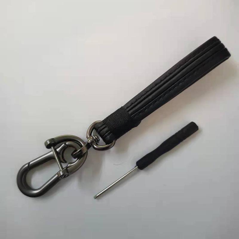 Luxury Car Key Ring Pendant High Quality Leather Zinc Alloy Buckle Durable Keychain for Men Women Car Owners