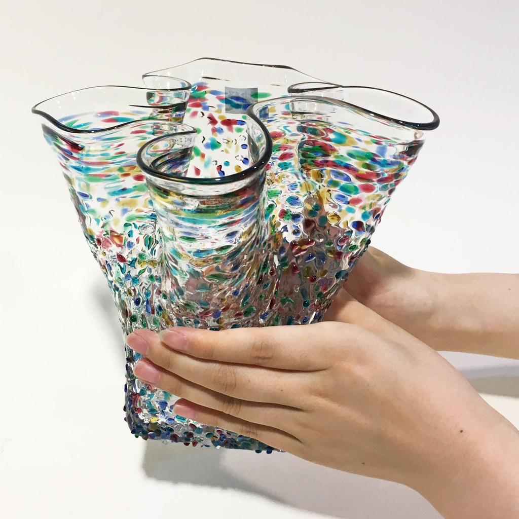 ADERIA Tsugaru Vidro Ваза с оборками, маленькая, Nebuta, сделанная в Японии, ваза с основанием для цветов, стильная стеклянная ваза для одного цветка, контейнер для цветов, сухоцветы, икебана