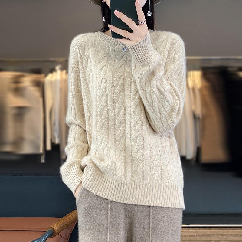 Women's Retro Loose Cable Knit Wool Sweater - Round Neck, Solid Color, Lazy Style, Perfect for Autumn and Winter.