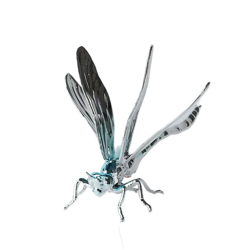 Modern Light‑luxury Creative Metal Insect Dragonfly Animal Ornament For Living Room Tea Table Entrance Show Flat Home Decoration