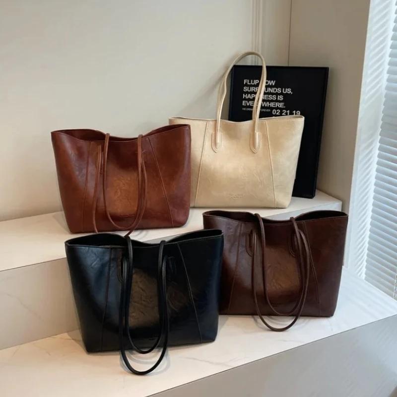 Versatile Women's Displacement Bag Large Capacity Elegant Shoulder Bag High-end Texture Retro New