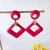 2024 Новые 12-цветные квадратные акриловые серьги-подвески Легкие роскошные разноцветные геометрические серьги для женщин Ювелирные изделия