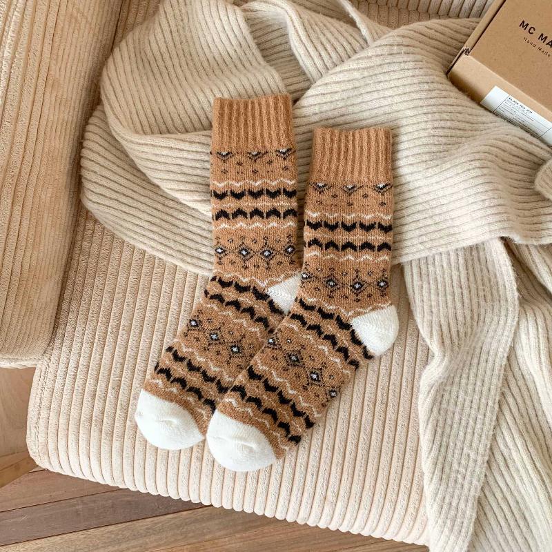 Thick Woolen Socks Mid-Calf Ultra-Thick Home Floor Sleep Warmth Retro Ethnic Style Autumn Winter Home Comfort Stocking