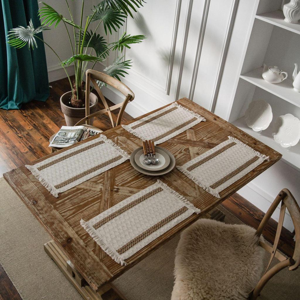 Салфетки для столовых приборов Yiman Qiyun из хлопковой нити с кисточками и полосками на Рождество