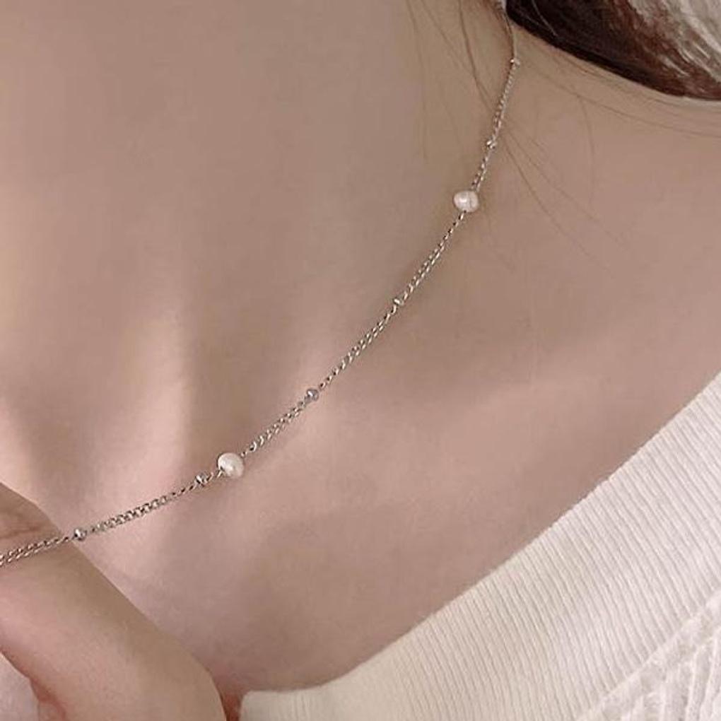 Women's Daily Layered Pearl Necklace (2 types)