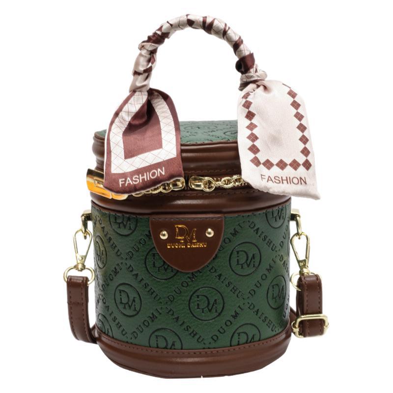 High-end texture small bag women's spring and summer 2025 new niche design crossbody bag explosive women's handheld bucket bag