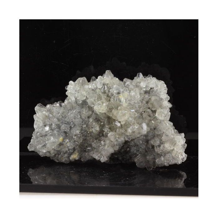 Pierres et Minéraux. Calcite. 420.0 ct. Anduze, Gard, Occitanie, France.