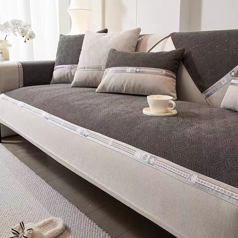 Chenille Sofa Cushion Non-Slip Anti-Scratching Four Seasons Universal Living Room Sofa Cover Cloth Backrest Towel Sofa Cover