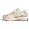 Женские кроссовки Response CL Off White Gum кремового цвета Sand-Strata IE9583