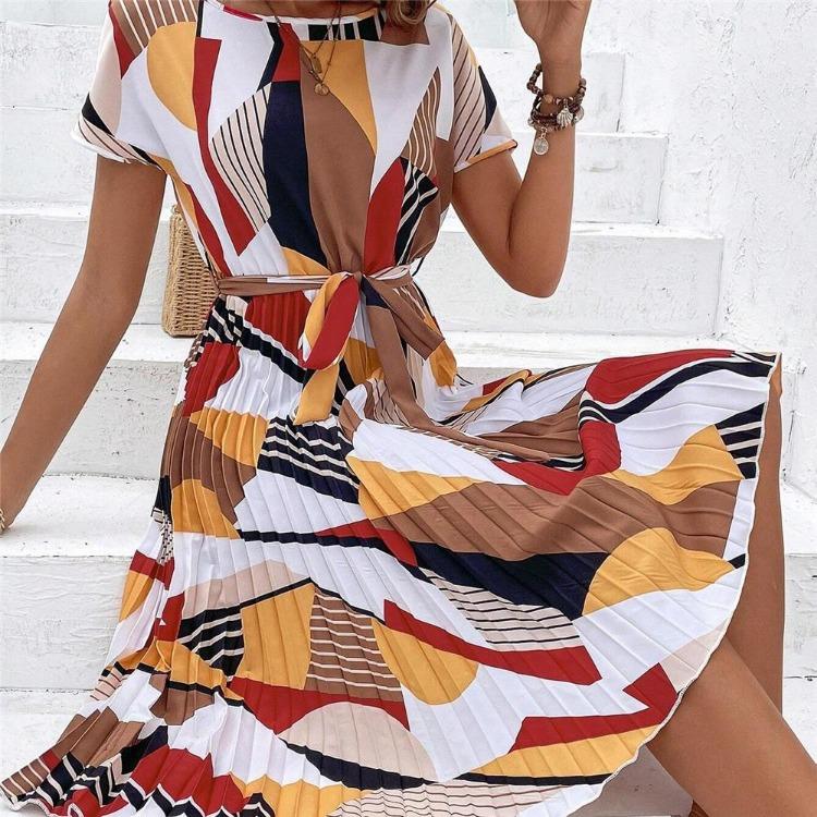 Women Summer Pleated Dress with Belt Round Neck Short Sleeve Medium Long
