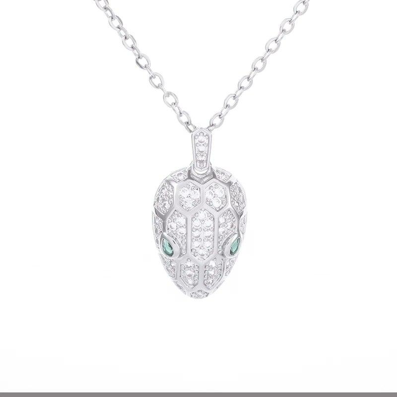 Retro Ethnic Chinese Zodiac Dragon Pendant Gold Color Necklace Men and Women Punk Style Jewelry Gift