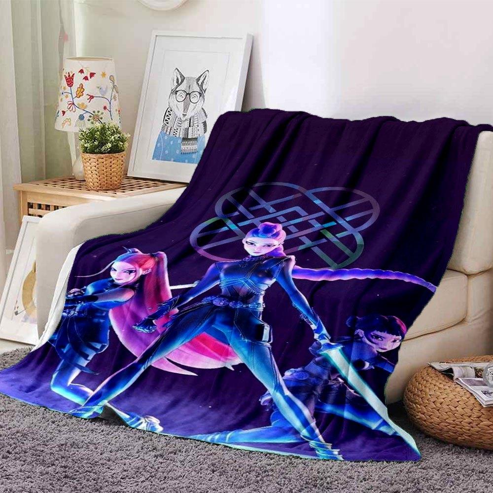 1pc Hunter X Kopo group Themed Flannel Blanket Suitable for Bed, Home Decor, Graduation Gifts, Easter, Back to School, Christmas, All Season Use