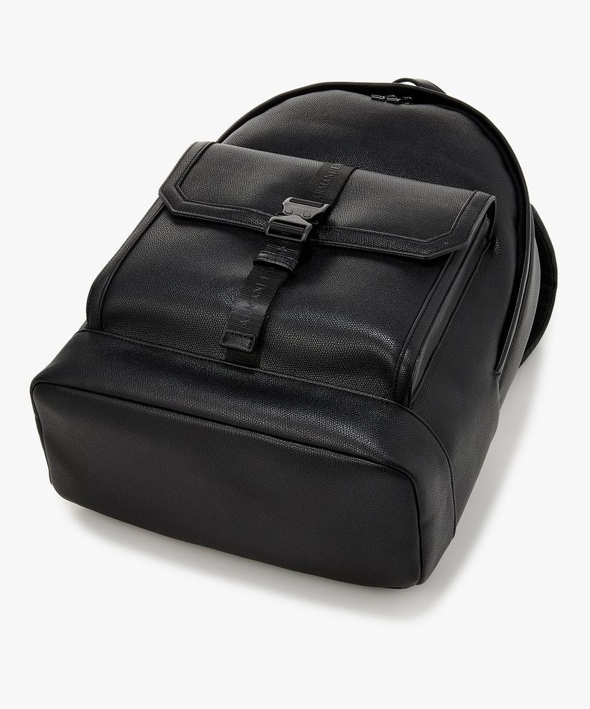 Armani Exchange Men'S Buckle Pocket Round Backpack _Black_A416170003
