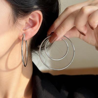 Серебристые серьги-кольца в стиле Y2K Миллениум для женщин - Крутые, Без прокола, Большие круглые серьги, Европейско-американский стиль Эстетика