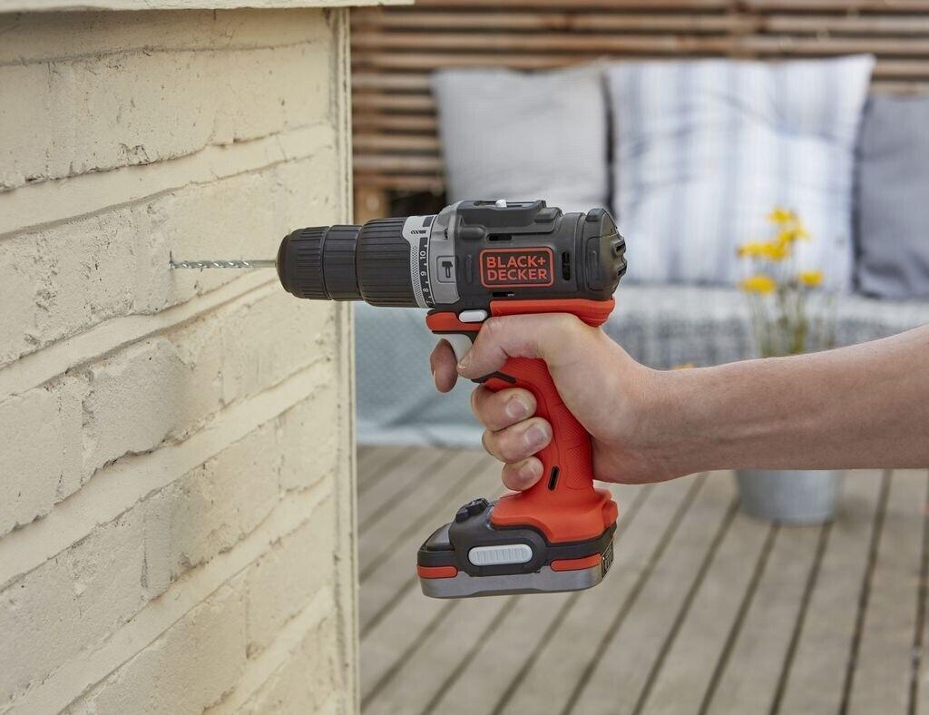Аккумуляторная ударная дрель Black & Decker BDCHD12S1-XJ