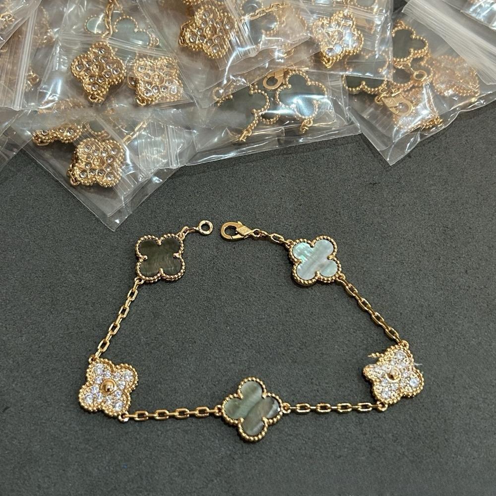 Высококачественный браслет из красного халцедона с лазерной гравировкой «Четырехлистный клевер» и «Пятицветник», из розового золота 18 карат, ювелирное изделие класса люкс, подарок для девушки