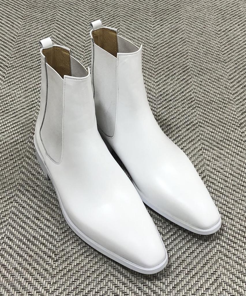 Joenshoe Classic Noir Chelsea Boots All White