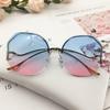New Frameless Cut Edge Sunglasses for Women Fashion Trend Gradient Sunglasses Butterfly Shaped Flower Sun Glasses Fashion Accessory, Non-polarized